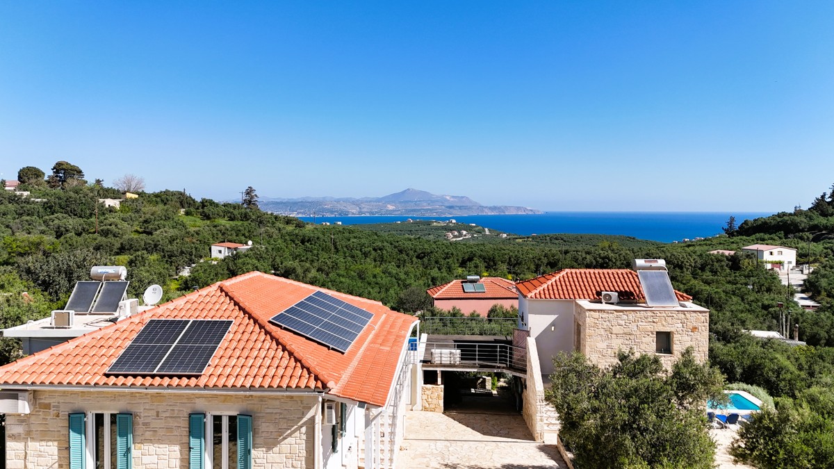 Villa in Tsivaras - Image 3