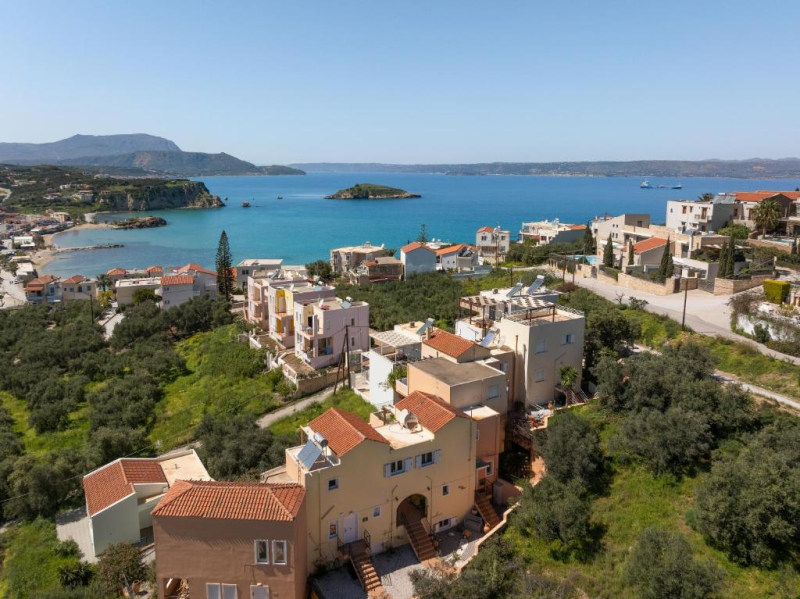Villa in Almirida - view 1