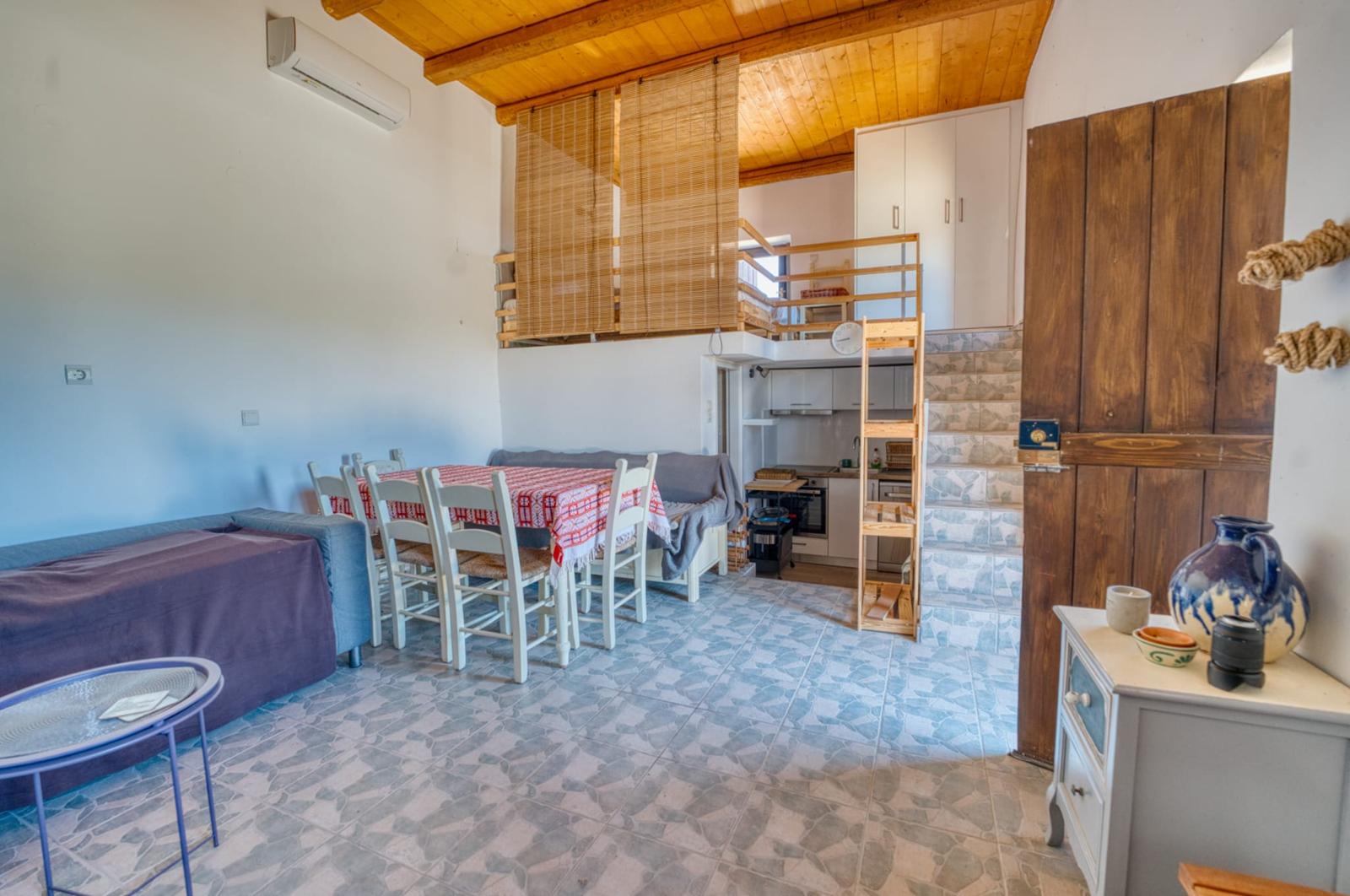 Villa in Litsardha - Image 4