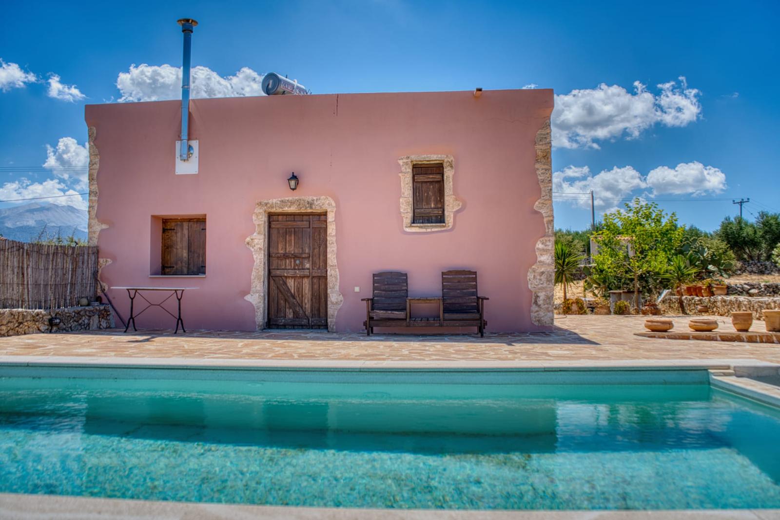 Villa in Litsardha - Image 2