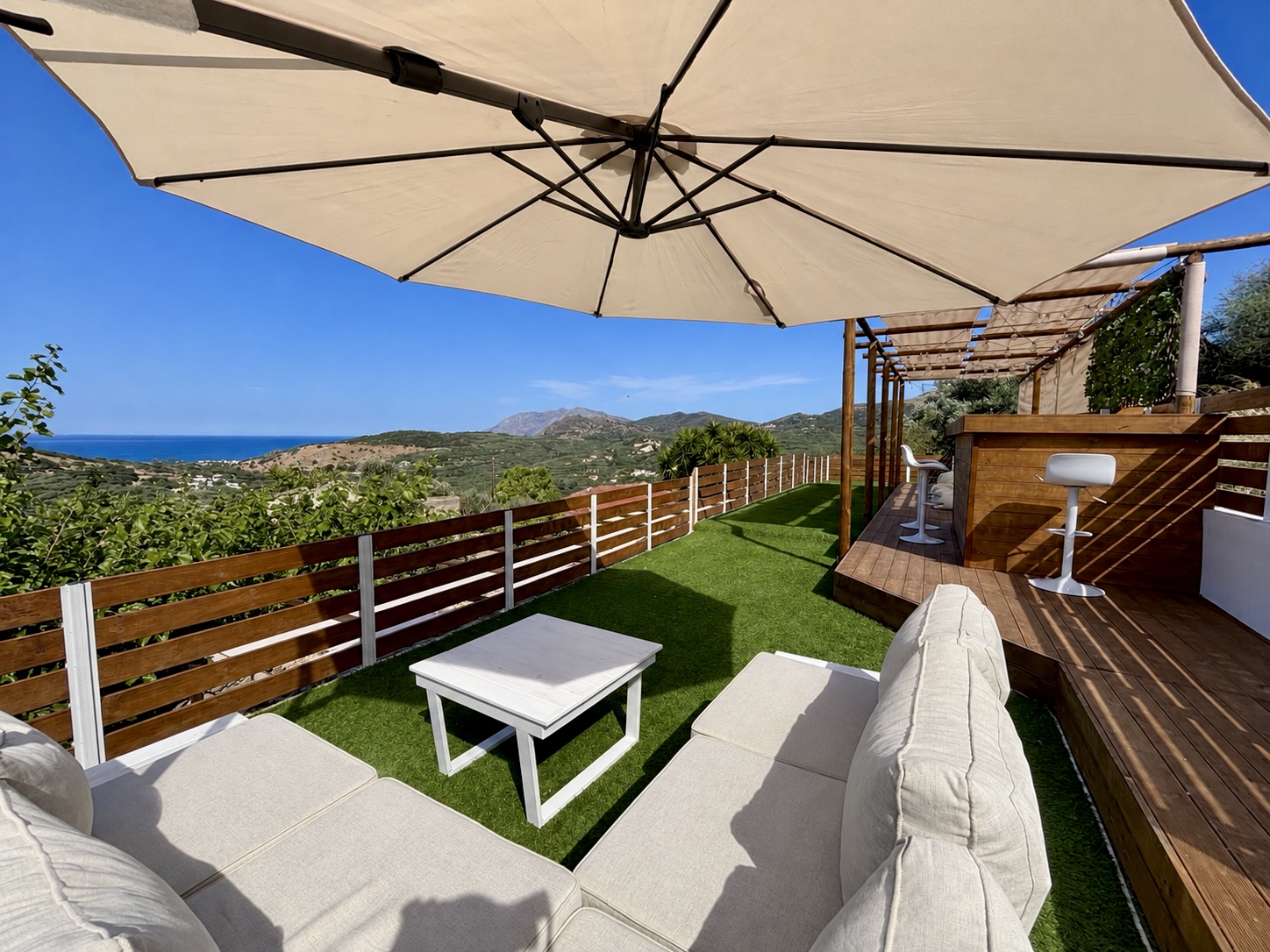 Renovated house with beautiful sea and mountain views and development potential