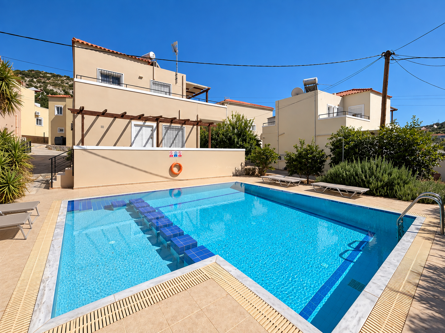Thumbnail of http://3%20bedroom%20maisonette%20with%20shared%20pool%20–%20walking%20distance%20to%20Almyrida%20beach%20(550m)